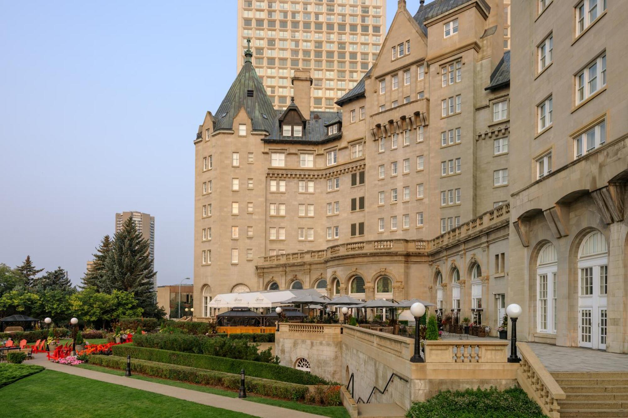 Fairmont Hotel Macdonald Едмънтън Екстериор снимка