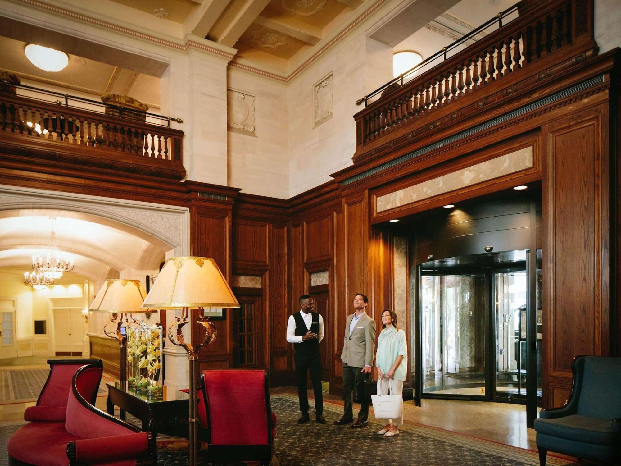 Fairmont Hotel Macdonald Едмънтън Екстериор снимка