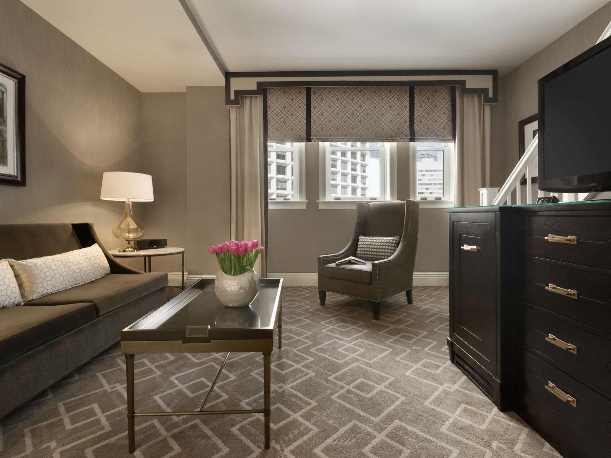 Fairmont Hotel Macdonald Едмънтън Екстериор снимка